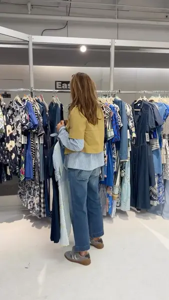 Кадр рекламы Atlanta Apparel & Las Vegas Apparel