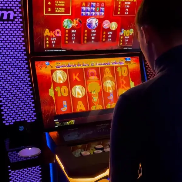 Кадр рекламы Hot Spins Germany