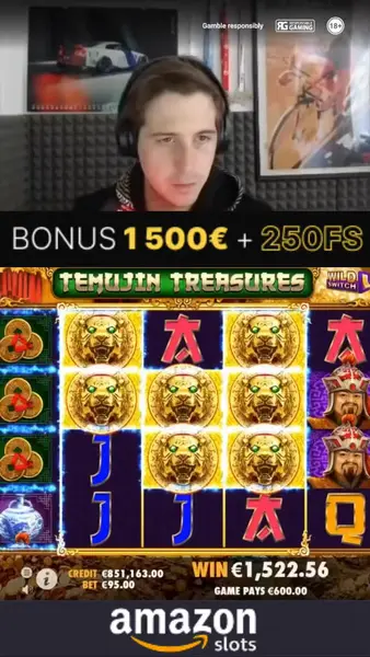 Кадр рекламы WinHero Slots