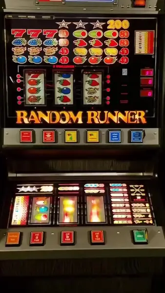 Кадр рекламы Royal Joker Win