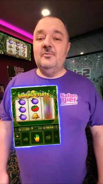 Кадр рекламы Play Online