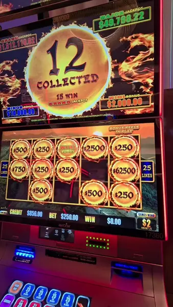 Кадр рекламы Dragon Link Slots