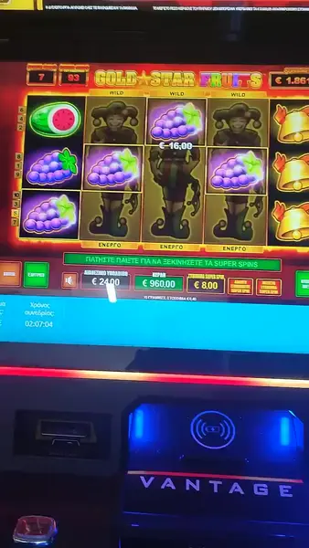 Кадр рекламы Slotimania