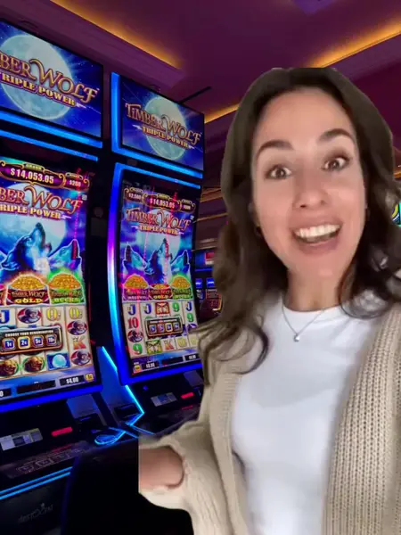 Кадр рекламы Coin Win