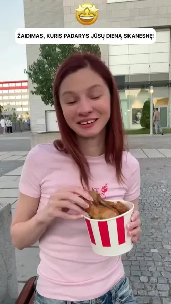 Кадр рекламы Daria Simons