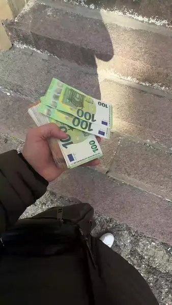 Кадр рекламы Xuất nhập khẩu TDU