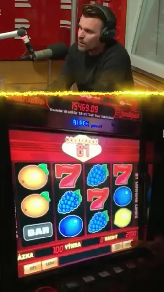 Кадр рекламы Multi 81 Wheel