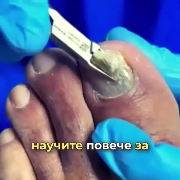 Кадр рекламы Dr. Maurice Harrington A