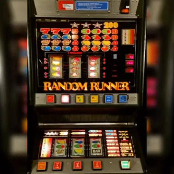 Кадр рекламы Top Slots
