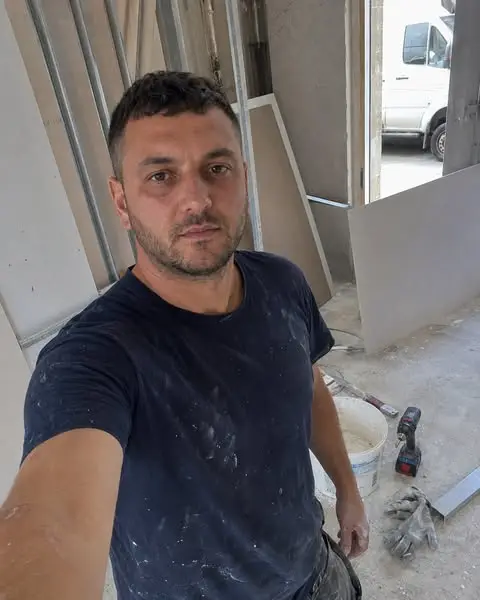Кадр рекламы Arben Berisha
