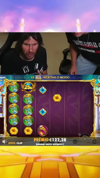 Кадр рекламы Top Games