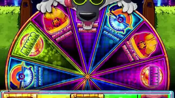 Кадр рекламы Money Game