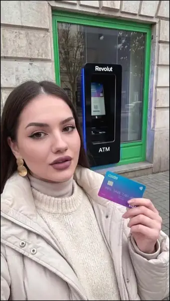 Кадр рекламы Оffіcіаl Gаmеs