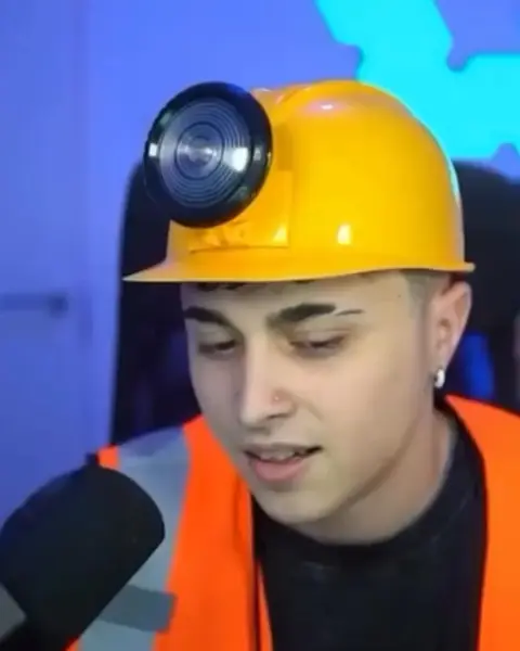 Кадр рекламы M0neyr0ad