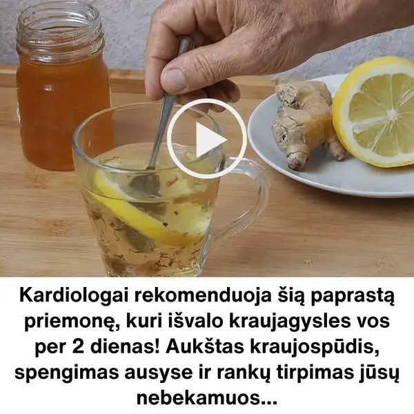 Кадр рекламы Doctor Sakamoto