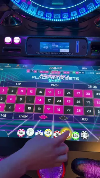 Кадр рекламы SlotMania