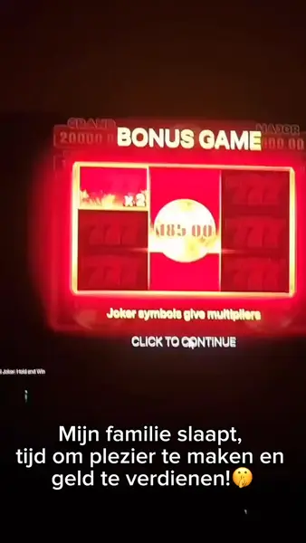 Кадр рекламы Royal Joker
