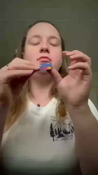 Кадр рекламы Marisa Tristan Clark