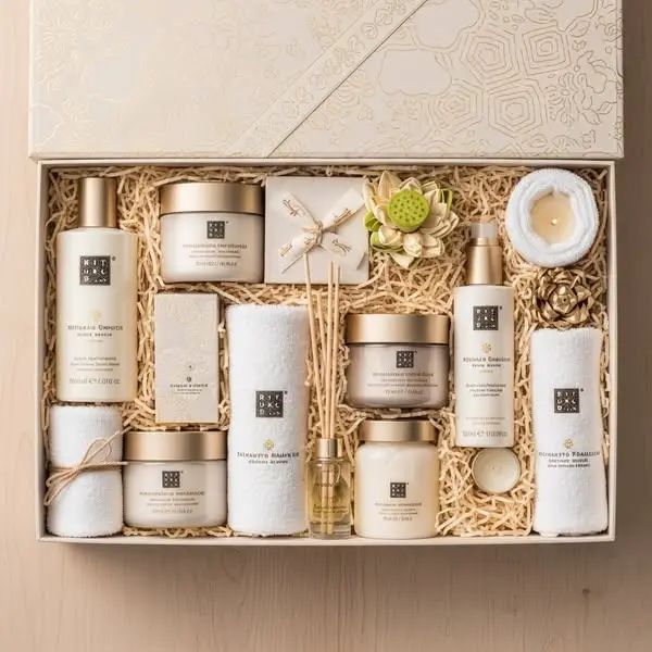 Кадр рекламы Cadeaux Bien-Être Réunion