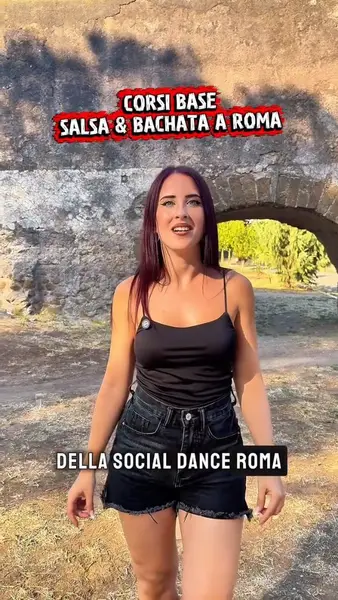 Кадр рекламы Social Dance Roma