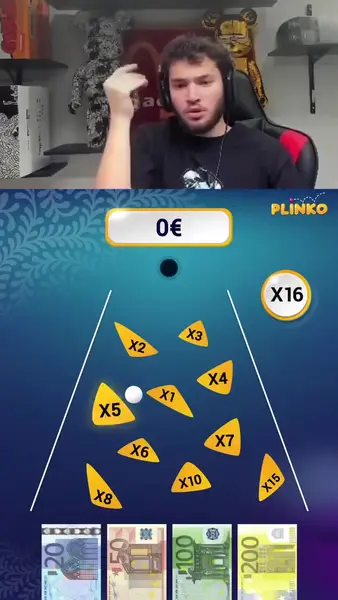 Кадр рекламы Plinko