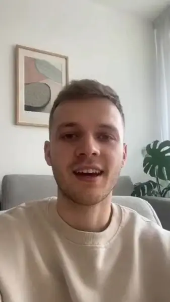 Кадр рекламы Francis Nathan Emil
