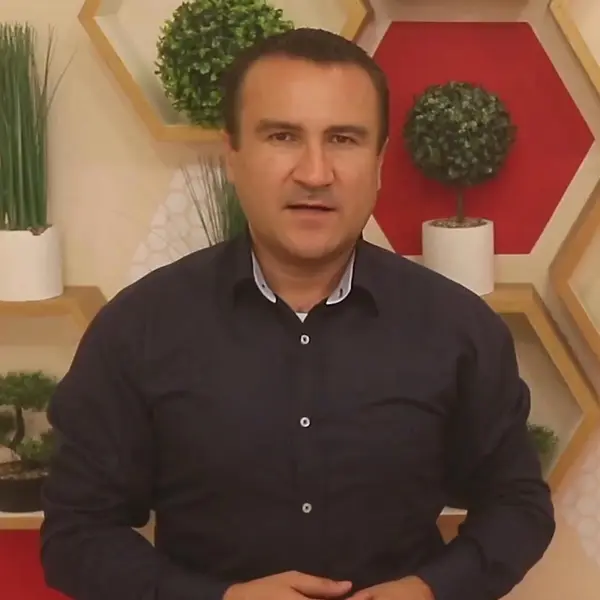 Кадр рекламы MDCL
