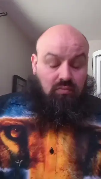 Кадр рекламы Alec Kevin Rome