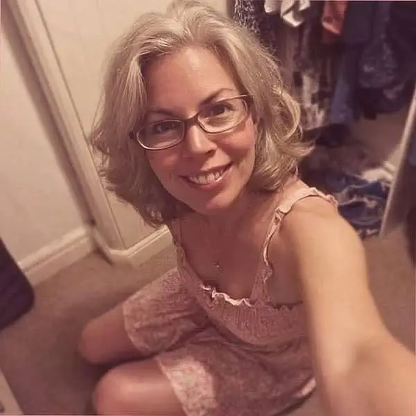 Кадр рекламы Tricia Buchanan
