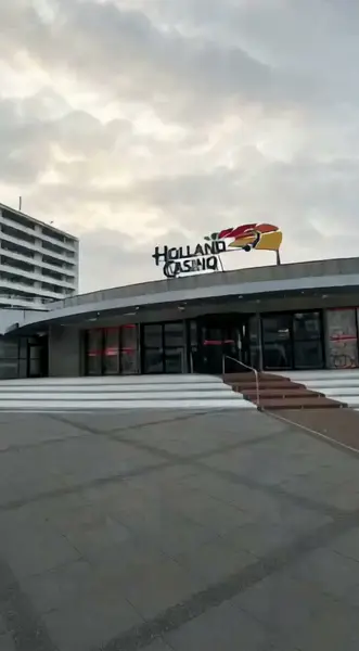 Кадр рекламы Top Slot