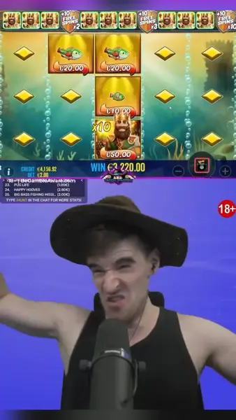Кадр рекламы Royal Slot