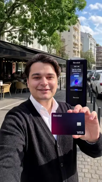Кадр рекламы Grand Revolt Casino