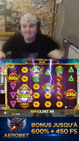 Кадр рекламы Lucky Day