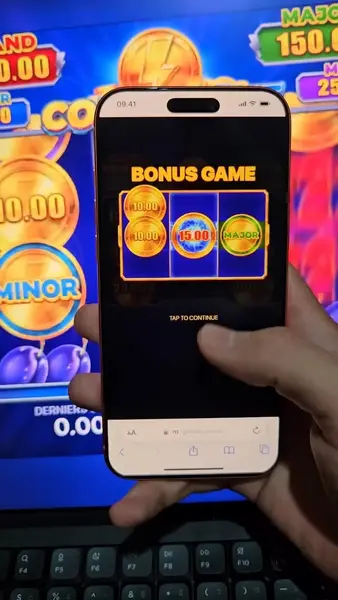 Кадр рекламы Online Casino