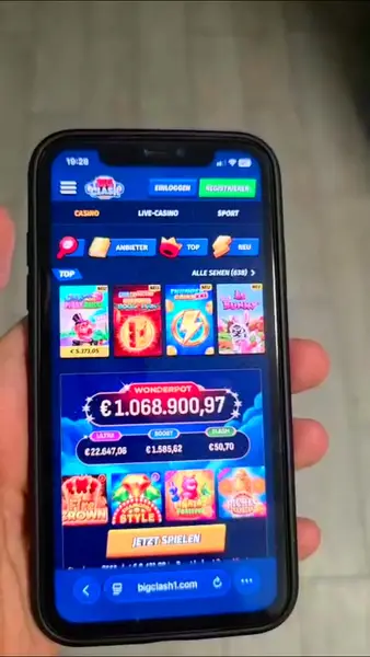 Кадр рекламы Big Clash