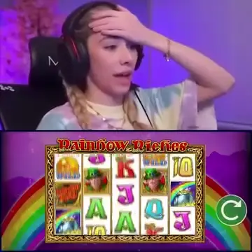 Кадр рекламы Top Slots