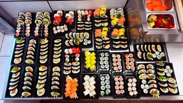 Кадр рекламы Sushi Poker