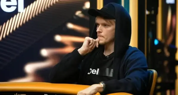 Кадр рекламы PokerTime