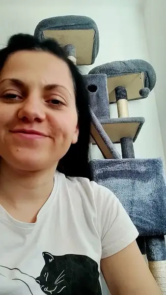 Кадр рекламы Alexa Akumiah Detweiler