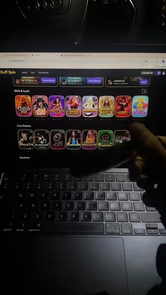 Кадр рекламы DuffGames