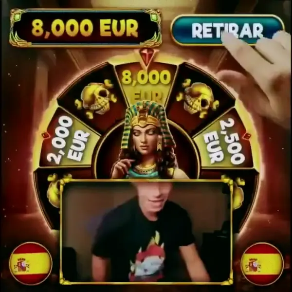Кадр рекламы Royal Slot