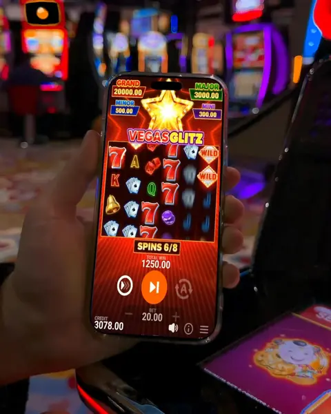 Кадр рекламы Online Casino