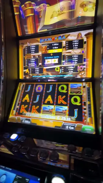 Кадр рекламы Die Spielbank