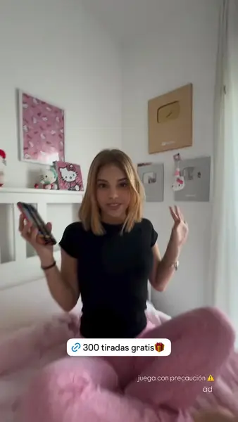 Кадр рекламы Emily Natale Brown