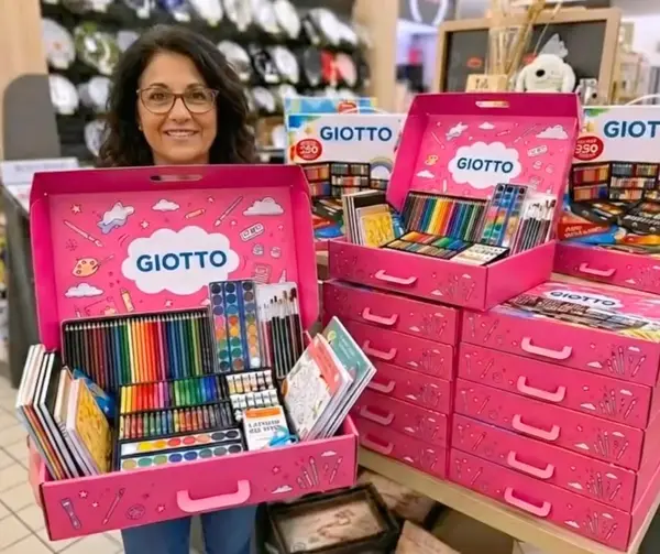 Кадр рекламы Creatività Piccina