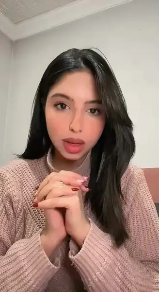 Кадр рекламы Đinh Chiêu