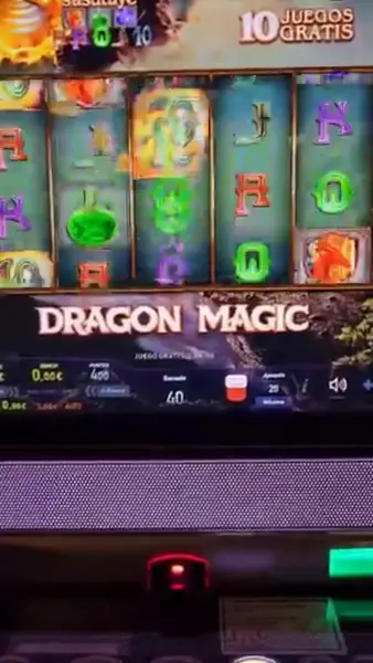 Кадр рекламы Online Games