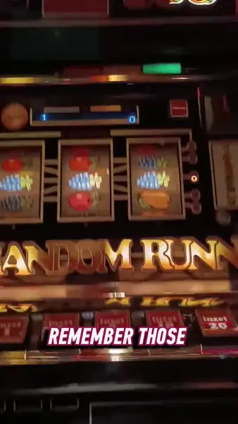 Кадр рекламы Retro Spellen