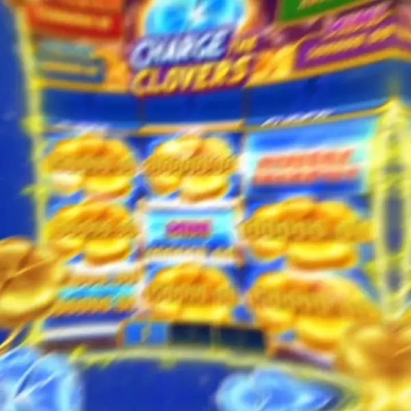 Кадр рекламы Royal Slots