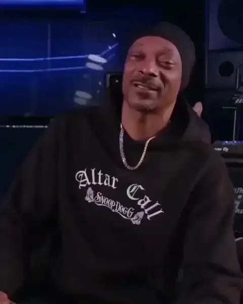 Кадр рекламы Snoop's Special